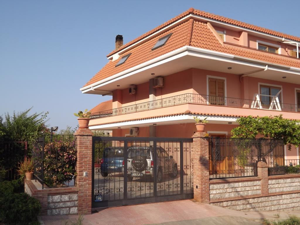 Villa Jovanna Letojanni Ngoại thất bức ảnh